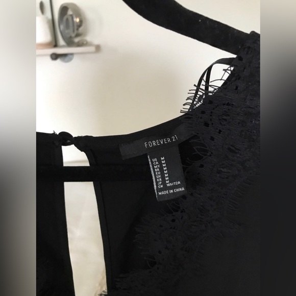 Black Lace Romper - Picture 5 of 5